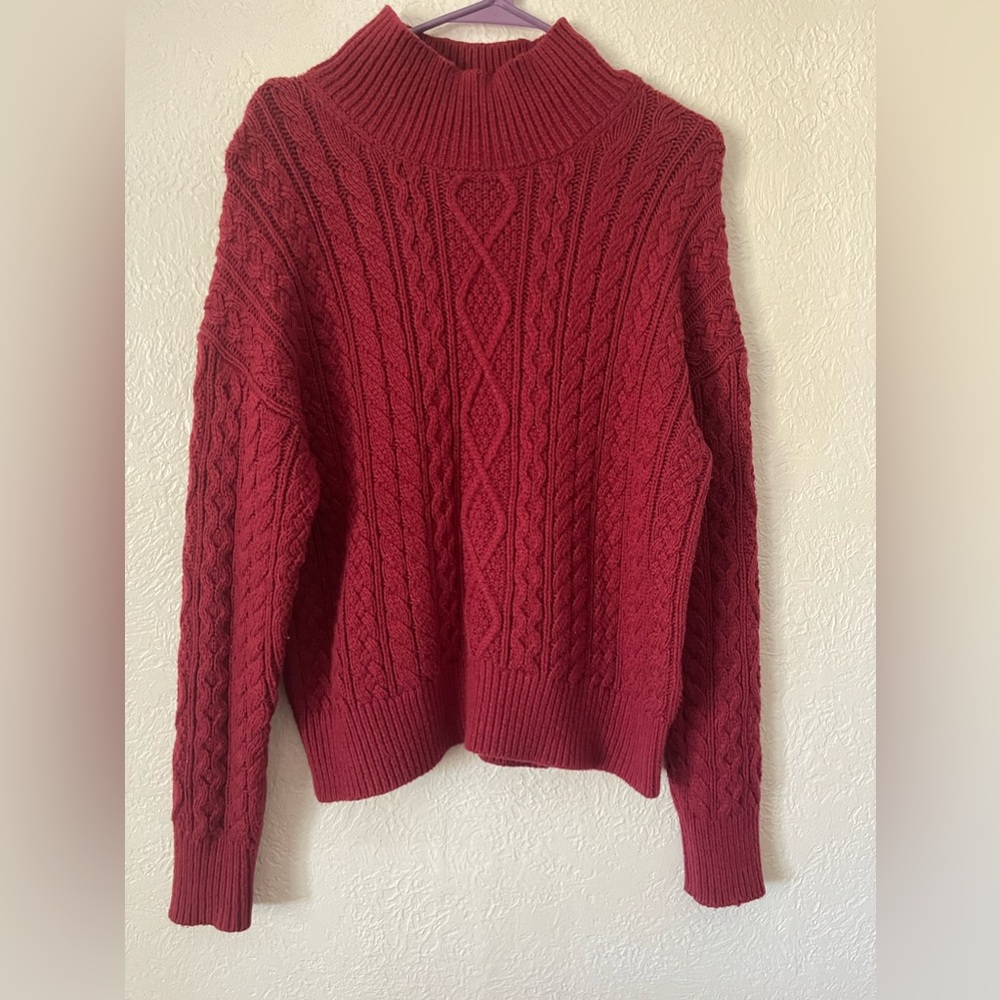 Cable knit wool sweater from Banana Republic. Size L